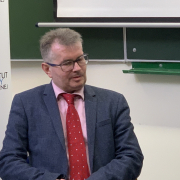 Dziekan Wydziału Nauk Społecznych doktor habilitowany Tadeusz Dmochowski, profesor Uniwersytetu Gdańskiego